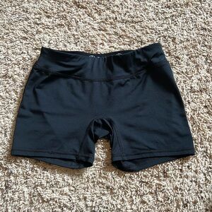 Gaiam Yoga Shorts size Medium (10/12)